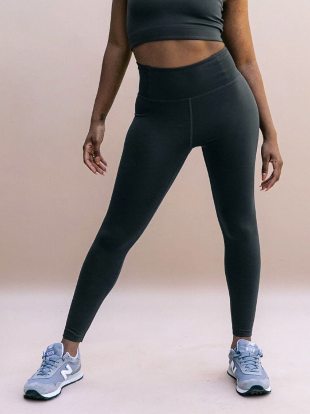 Girlfriend Collective - FLOAT Seamless High-Rise Legging 7/8 (Gray)
